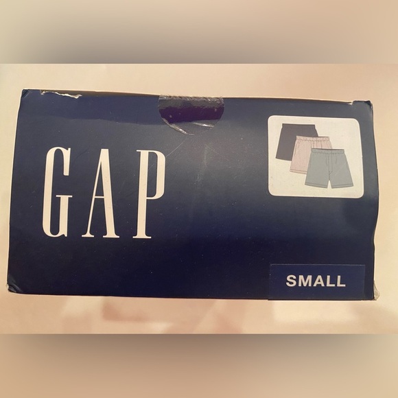 NWT GAP Mens 3 Pack Woven Boxers with Functional Fly Size Small 30-31 - Picture 3 of 3